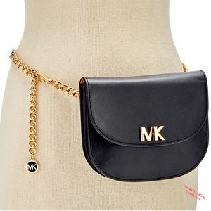 MICHAEL Michael Kors
MK Turnlock Chain Fanny Pack